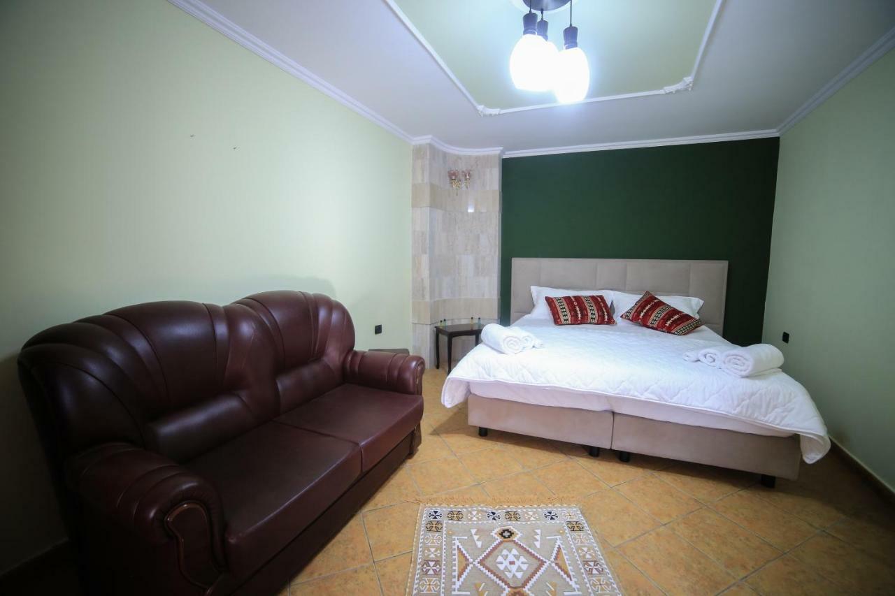 Krujë Kaloshi Villa المظهر الخارجي الصورة